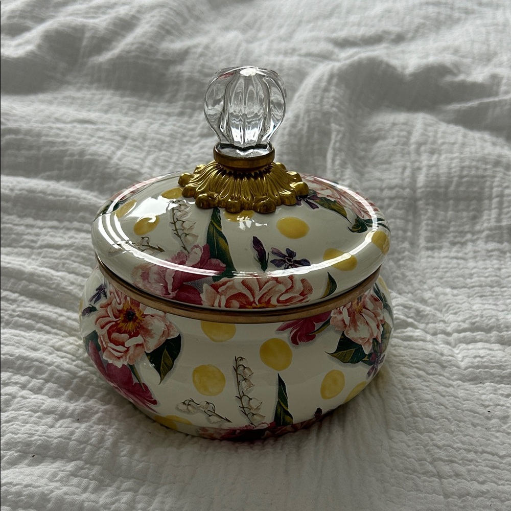 NWT Mackenzie-Childs Wildflowers Yellow Squashed Pot